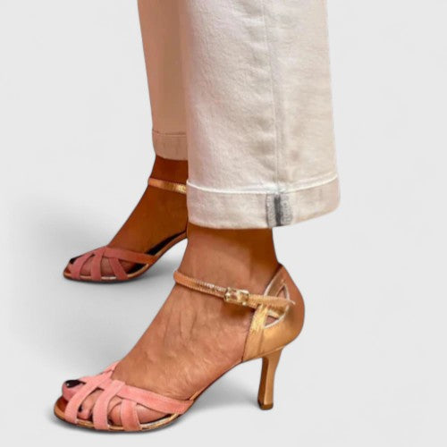 AMELIA | Buty eleganckie z guzikami 7