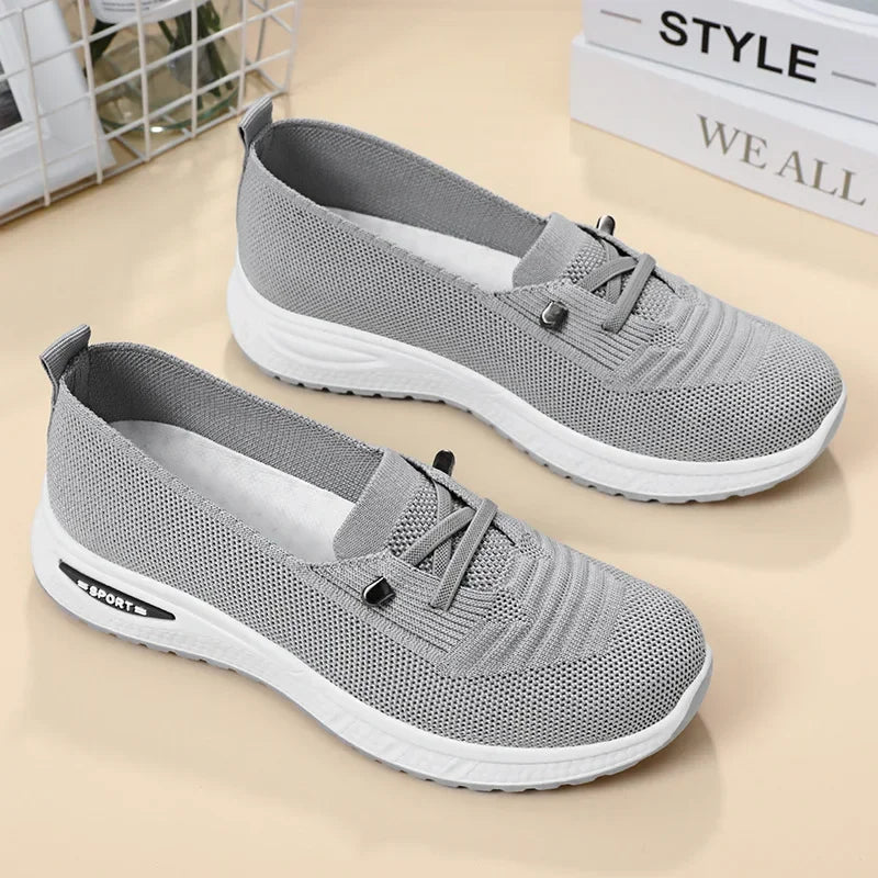 Buty codzienne z przewiewną konstrukcją