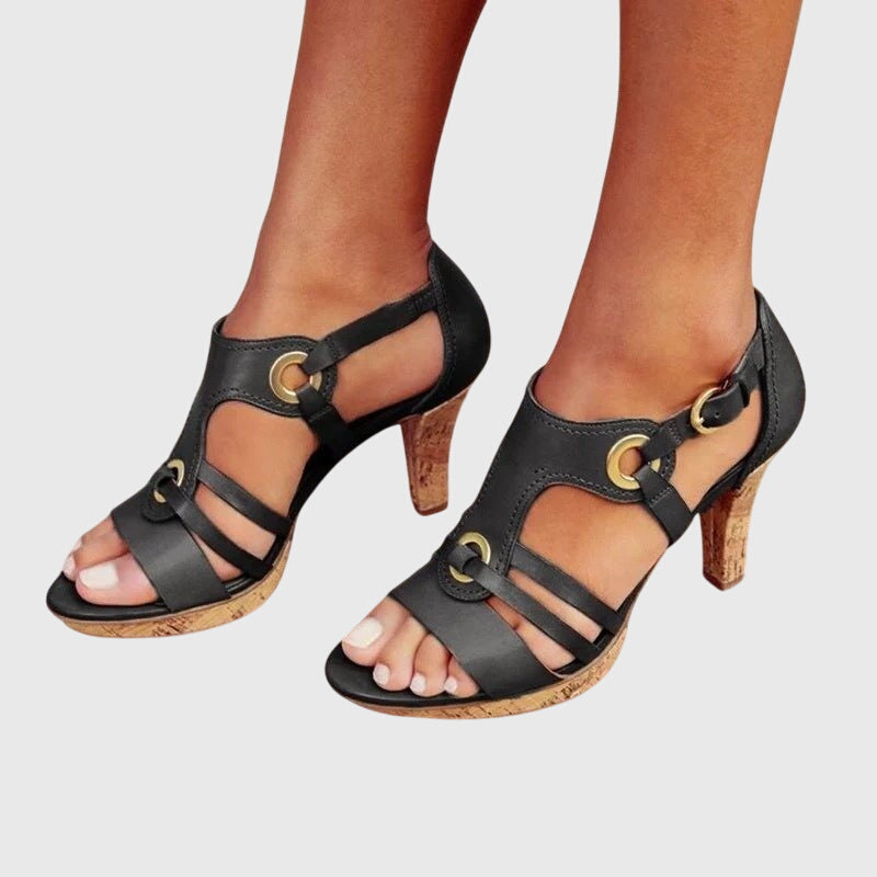 PATRYCJA | Buty na obcasy z eleganckim fasonem 4